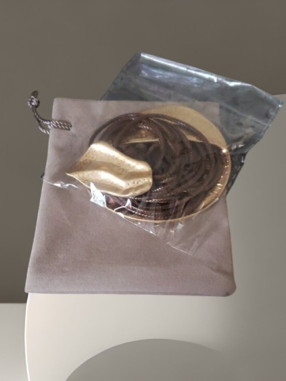Women Leather Cord/Rope Y Neck Gold Circle Pendant Necklace ✨NWOT/Orig. Pkg)✨ - Picture 9 of 9